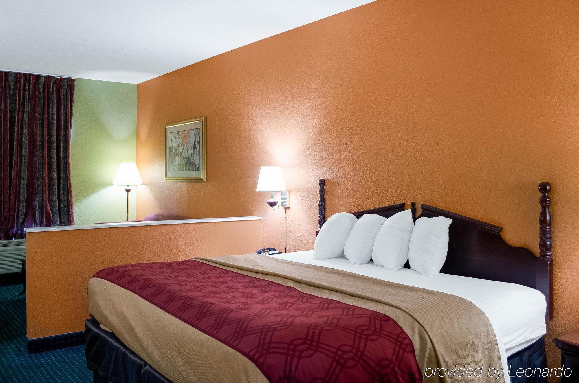 Econo I-55 Lodge Canton